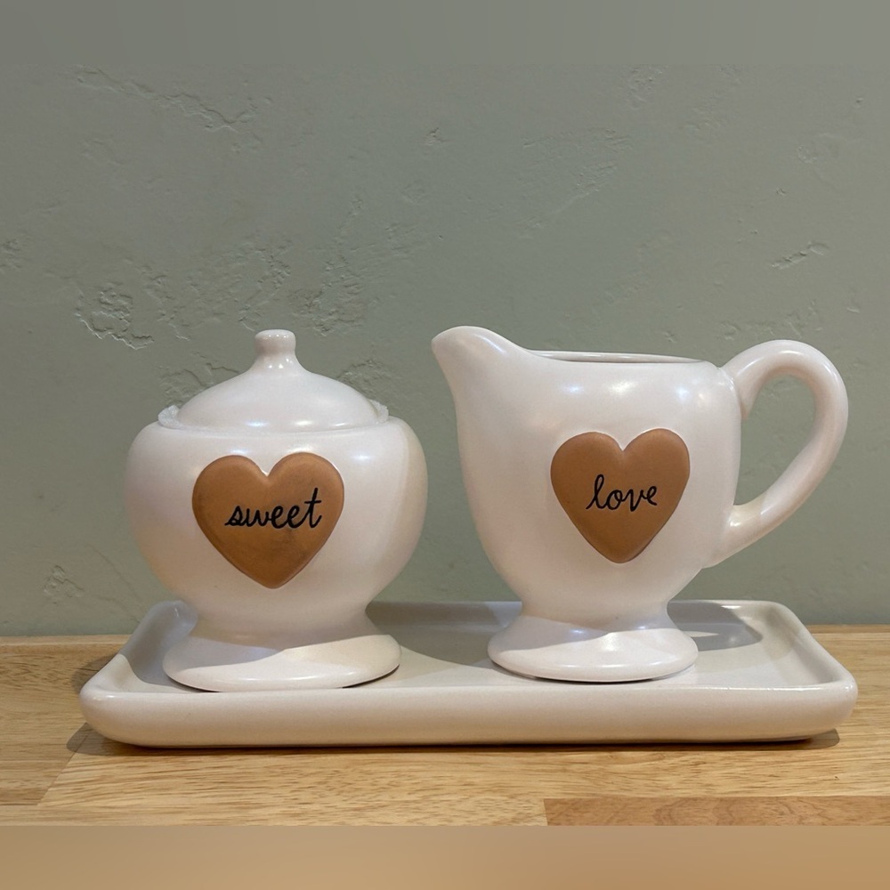 Sweet Love Ceramic Cream + Sugar Jar Set Made By Rae Dunn Artisans Collection